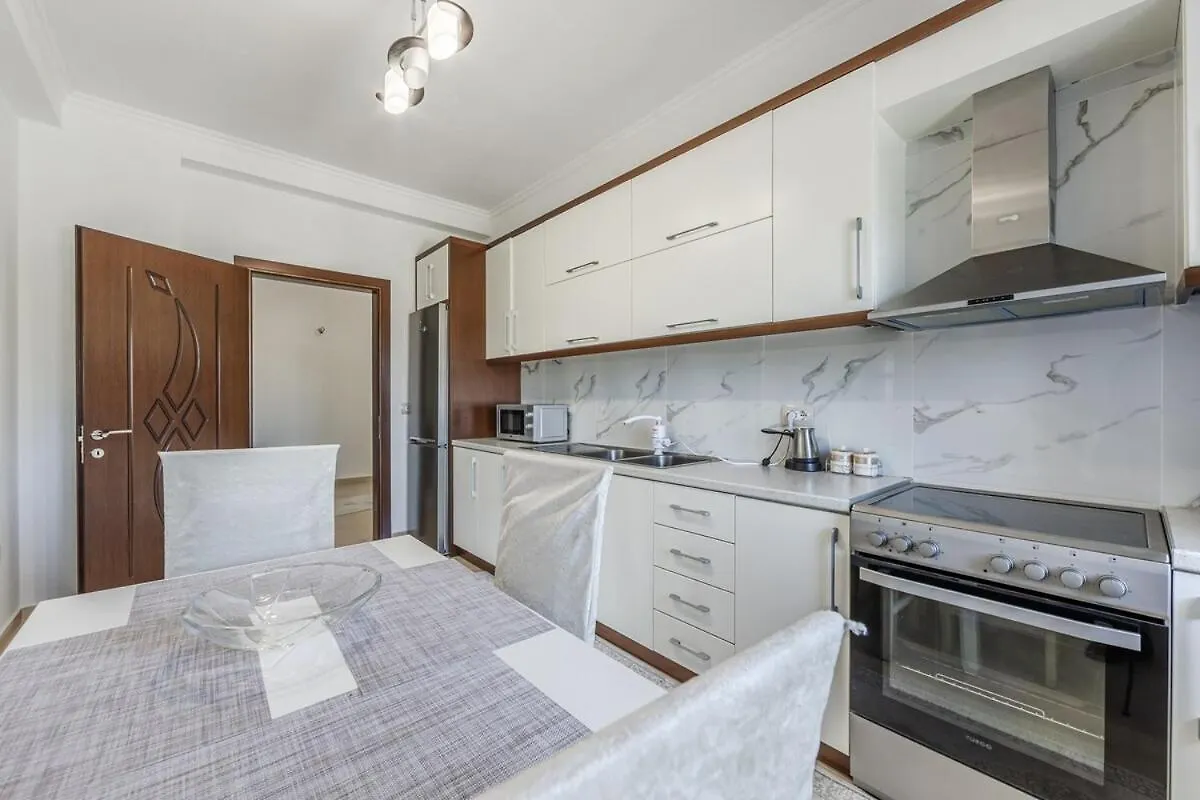 Hometown Apartment 2 Gjirokastër
